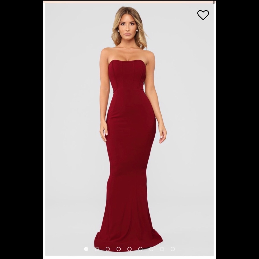 Red formal gown size Medium
